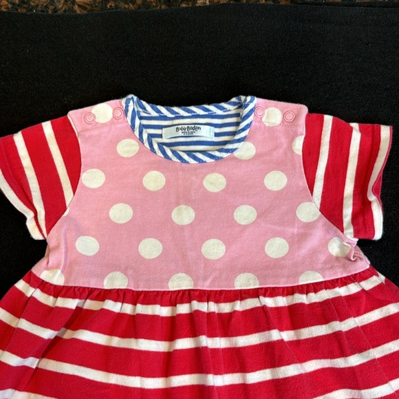 Baby Boden red, pink white and blue striped and polka dot 6-12 month dress - Picture 2 of 6